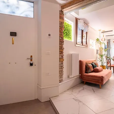 Casa Al Ponte Scudi - 4 Windows On The Canal *