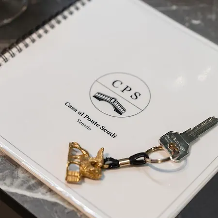 Apartman Casa Al Ponte Scudi - 4 Windows On The Canal *